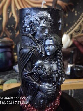 ETERNAL EMBRACE - Gothic Vampire Romance Candle